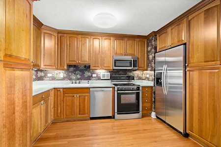 8 Whittier Pl #8H Boston, MA 02114