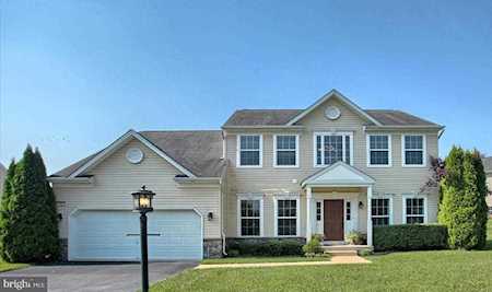102 Cobblestone Way Dillsburg, PA 17019