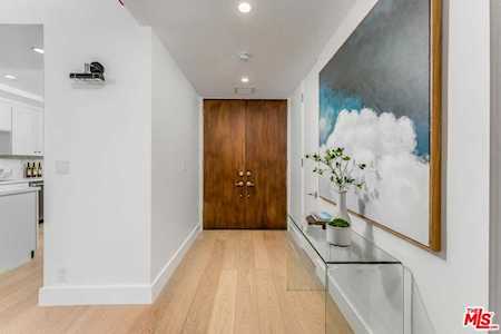 1100 Alta Loma Rd #1503 West Hollywood, CA 90069