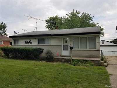 1051 Studebaker Ave Ypsilanti Twp, MI 48198