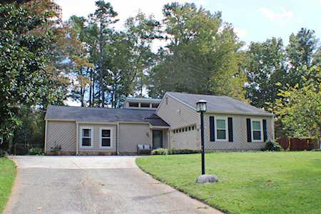 1920 NW Stilesboro Drive Kennesaw, GA 30152