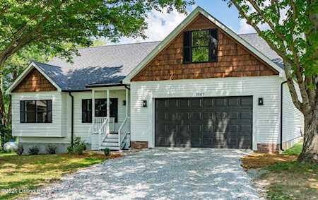 1807 Bass Cir La Grange, KY 40031