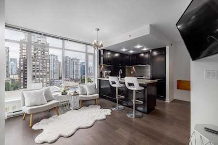 1133 Homer Street #1302 Vancouver, BC V6B 0B1