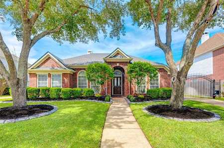 2118 Hill Canyon Ct Sugar Land, TX 77479