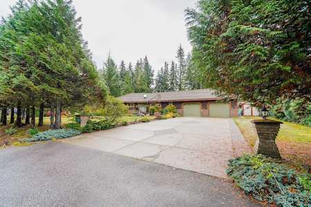 26446 128 Avenue Maple Ridge, BC V2W 1C6