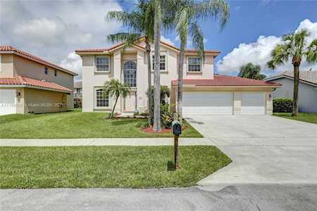 6437 NW 54th St Lauderhill, FL 33319