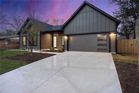 3206 John Campbells TRL Austin, TX 78735