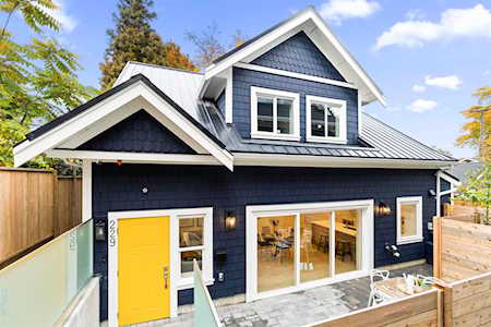 229 W 15th Avenue Vancouver, BC V5Y 1Y1
