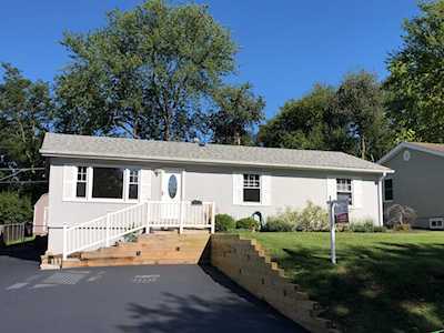 6304 Hilly Way Cary, IL 60013