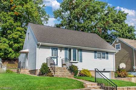 16 Highview Ave Totowa Boro, NJ 07512
