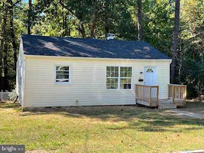 21799 Wasp Rd Lexington Park, MD 20653