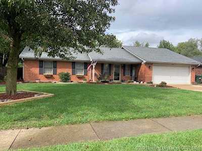 3411 Morgan Trl Jeffersonville, IN 47130