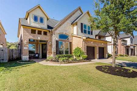 4914 Hickory Branch Ln Sugar Land, TX 77479