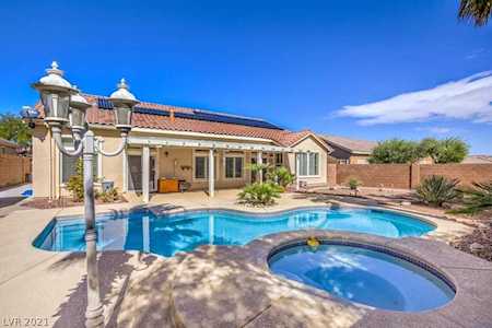 8213 Old Cistern Ct Las Vegas, NV 89131