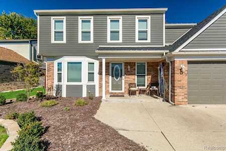 7890 Charrington Dr Canton Twp, MI 48187
