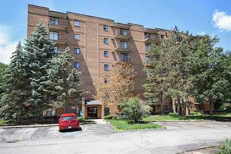 6050 Lake Bluff Dr #201 Tinley Park, IL 60477