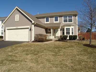 3120 Hopewell Dr Aurora, IL 60502