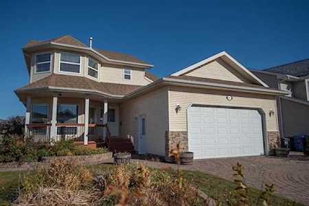 68 Dowler St Red Deer, AB T4R 2X8