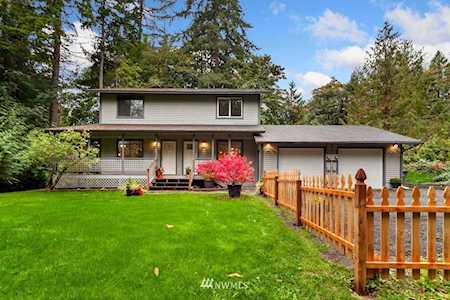 3887 NE 3rd St N Bremerton, WA 98311