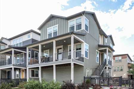 935 Ramblestone Ln Highlands Ranch, CO 80129