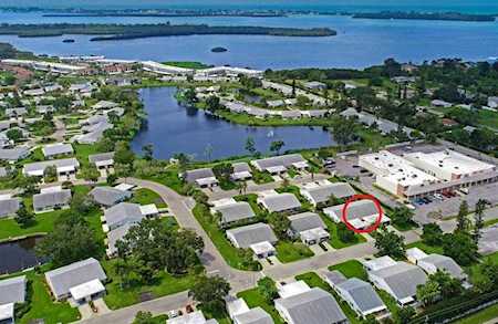 9512 Kingston Dr Bradenton, FL 34210