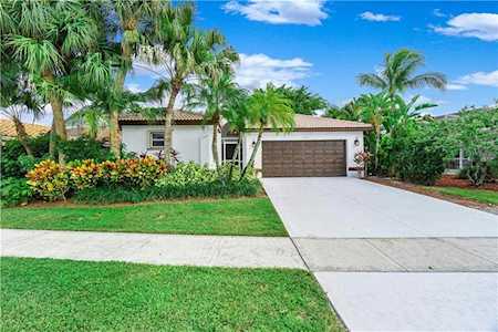 11078 Harbour Springs Cir Boca Raton, FL 33428
