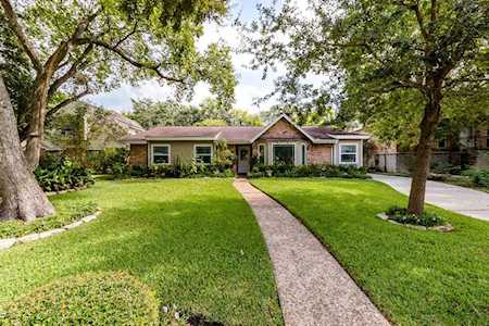 9317 Lugary Dr Houston, TX 77074