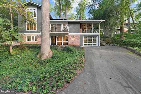 5309 Mohican Rd Bethesda, MD 20816