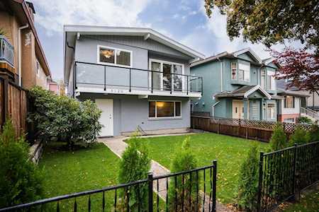 3120 E 21 Avenue Vancouver, BC V5M 2W9