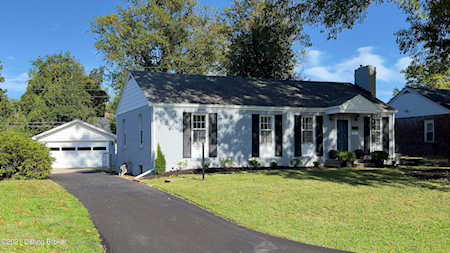 413 Lotis Way Louisville, KY 40207