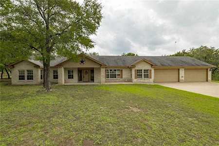 501 County Road 207 Liberty Hill, TX 78642