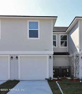 8474 Mcgirts Village Ln Jacksonville, FL 32210