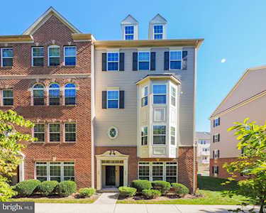 1467 Braden Loop Glen Burnie, MD 21061