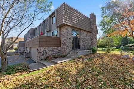 10316 Berkshire Road Bloomington, MN 55437