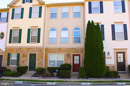 12207 Densmore Ct Woodbridge, VA 22192
