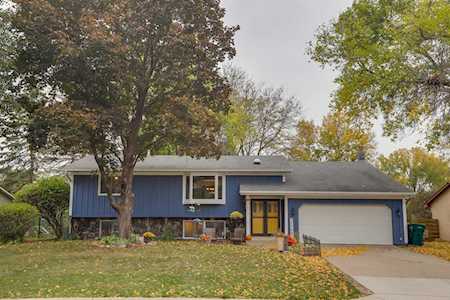 2617 Ridge Lane Mounds View, MN 55112