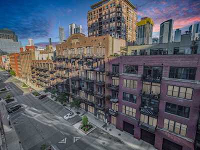 375 W Erie St #524 Chicago, IL 60654