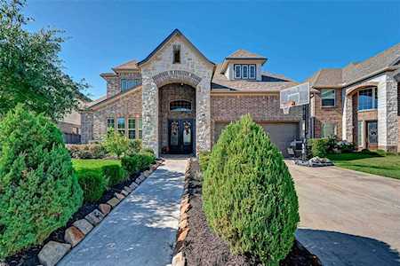 10027 Tribeca Trl Missouri City, TX 77459