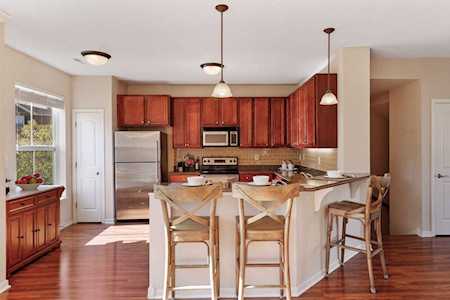 10236 Bleeker Street Woodbury, MN 55129