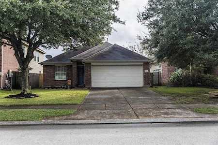 7254 Fox Forest Trl Humble, TX 77338