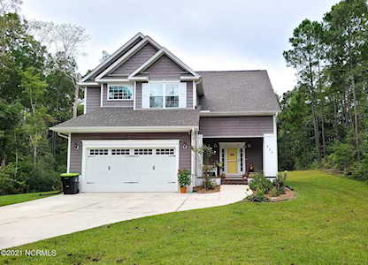 201 White Oak Bluff Road Stella, NC 28582