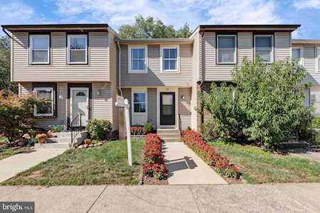 531 Brethour Ct Sterling, VA 20164