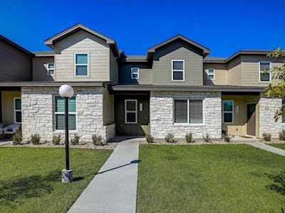 18810 Nicklaus DR #3 Point Venture, TX 78645