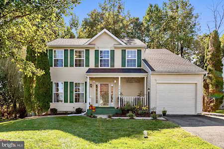5765 Rhode Island Dr Woodbridge, VA 22193