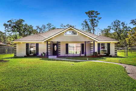 1542 Oak Ridge Dr Dickinson, TX 77539