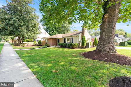 9901 Woodland Dr Silver Spring, MD 20902