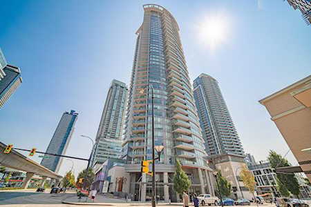 2008 Rosser Avenue #4105 Burnaby, BC V5C 0H8