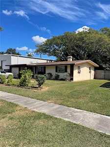 1373 Lady Marion Ln Dunedin, FL 34698