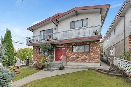 3290 E 14th Avenue Vancouver, BC V5M 2J6