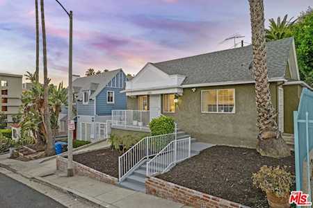 1771 Vista Del Mar Ave Los Angeles, CA 90028